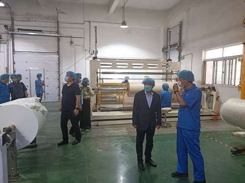 中纺院总经理姜俊华、总会计师刘全喜一行 赴东纶公司调研指导工作